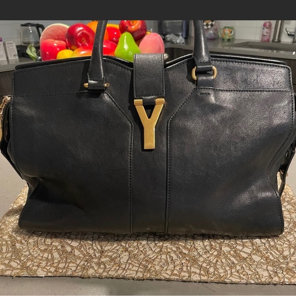 COPY - Authentic Yves Saint Laurent Cabas Bag - Picture 2 of 6